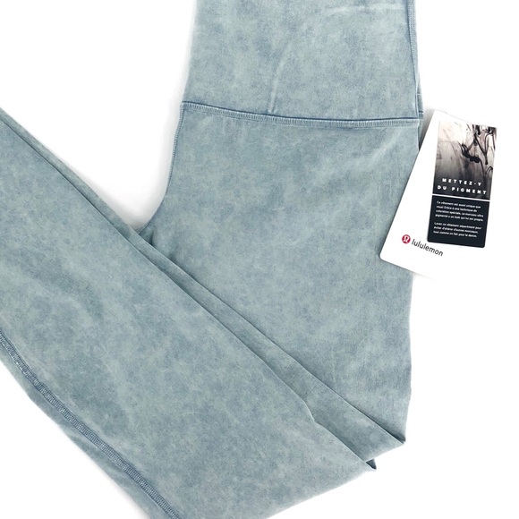 NWT Lululemon HR Wunder Under 28" Blue Dye Tight - Picture 3 of 8